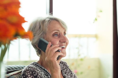 A client calling a restaurant and IsOn24 Call Agent answers her call and books a reservation.